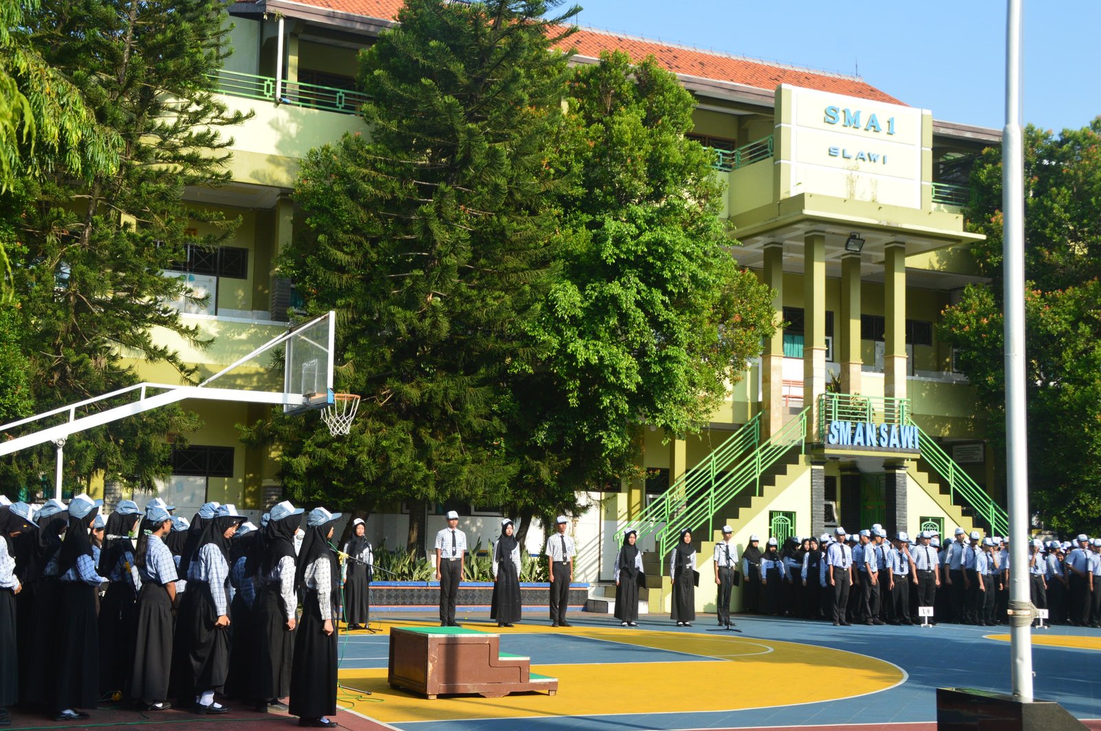 Upacara Hari Kebangkitan Nasional Semangat Kebangkitan Nasional Warnai Upacara di SMA Negeri 1 Slawi