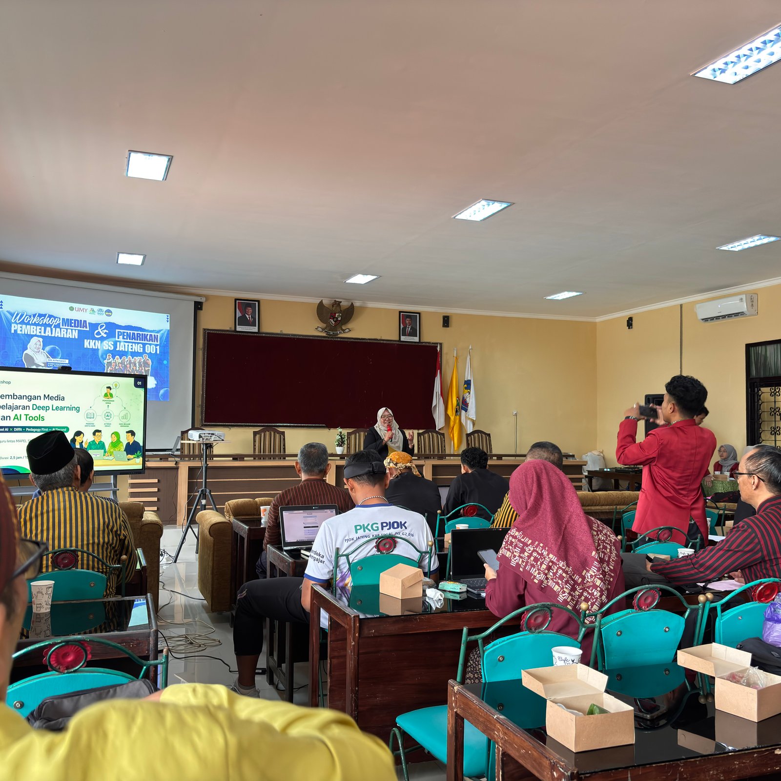 Workshop Media Pembelajaran dan Penarikan KKN SS Jateng 001 Digelar di SMA Negeri 1 Slawi