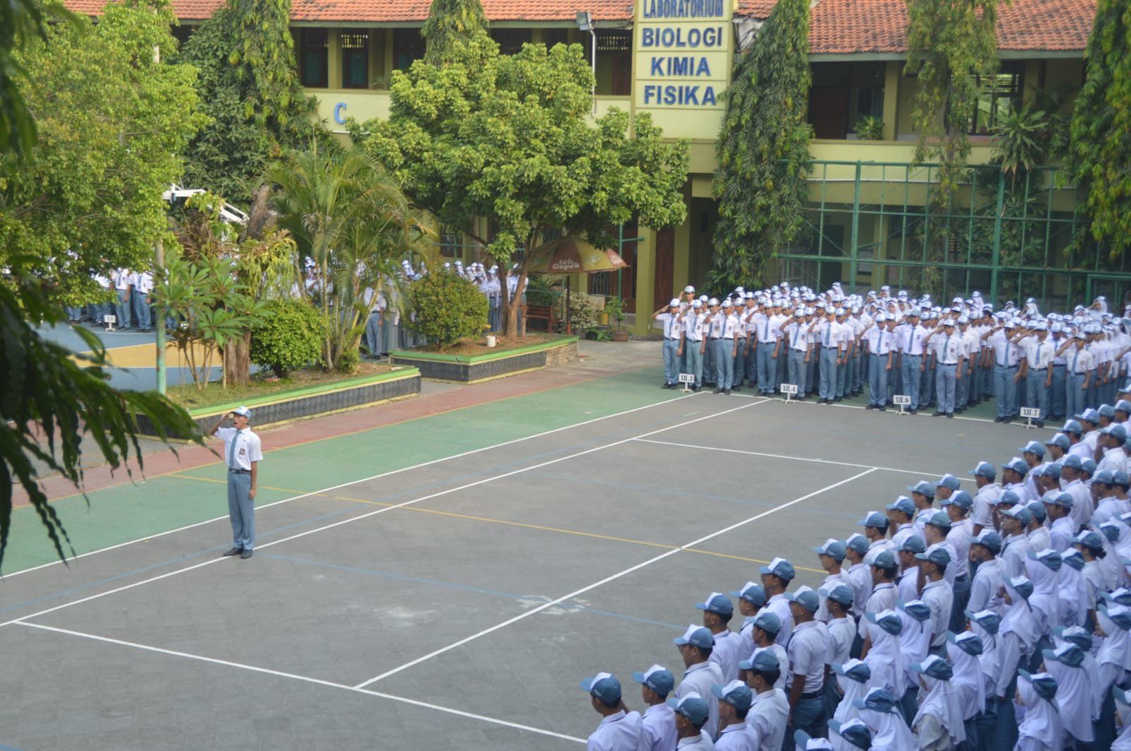 Upacara Hari Senin dan Pengumuman Prestasi Kejuaraan Siswa SMA Negeri 1 Slawi